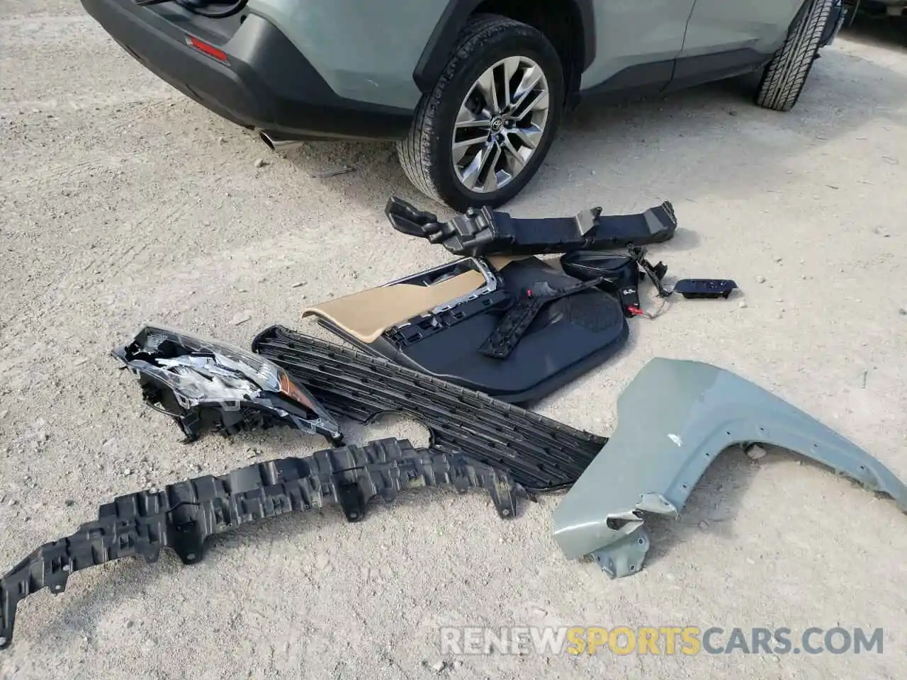 9 Photograph of a damaged car JTMC1RFV2KD510508 TOYOTA RAV4 2019