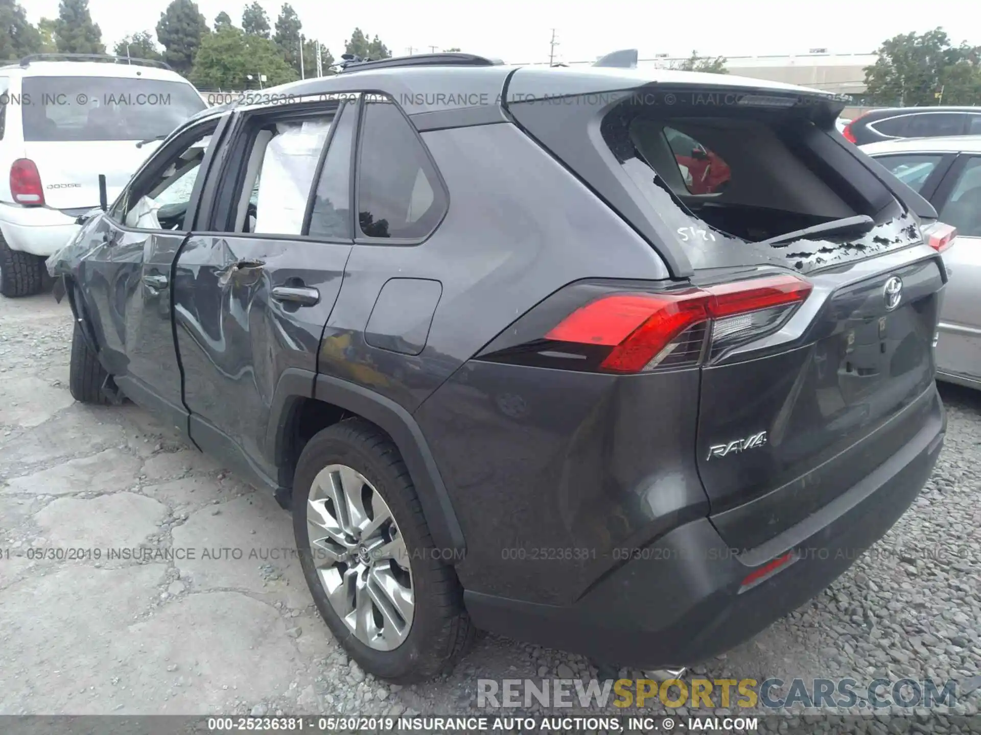 3 Photograph of a damaged car JTMC1RFV3KD003312 TOYOTA RAV4 2019