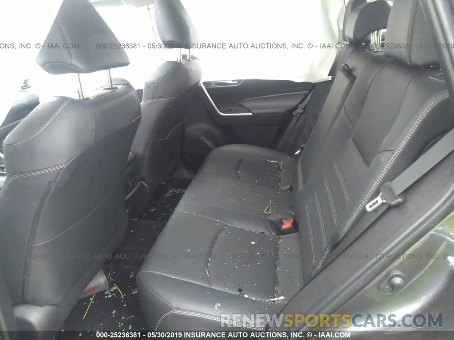 8 Photograph of a damaged car JTMC1RFV3KD003312 TOYOTA RAV4 2019