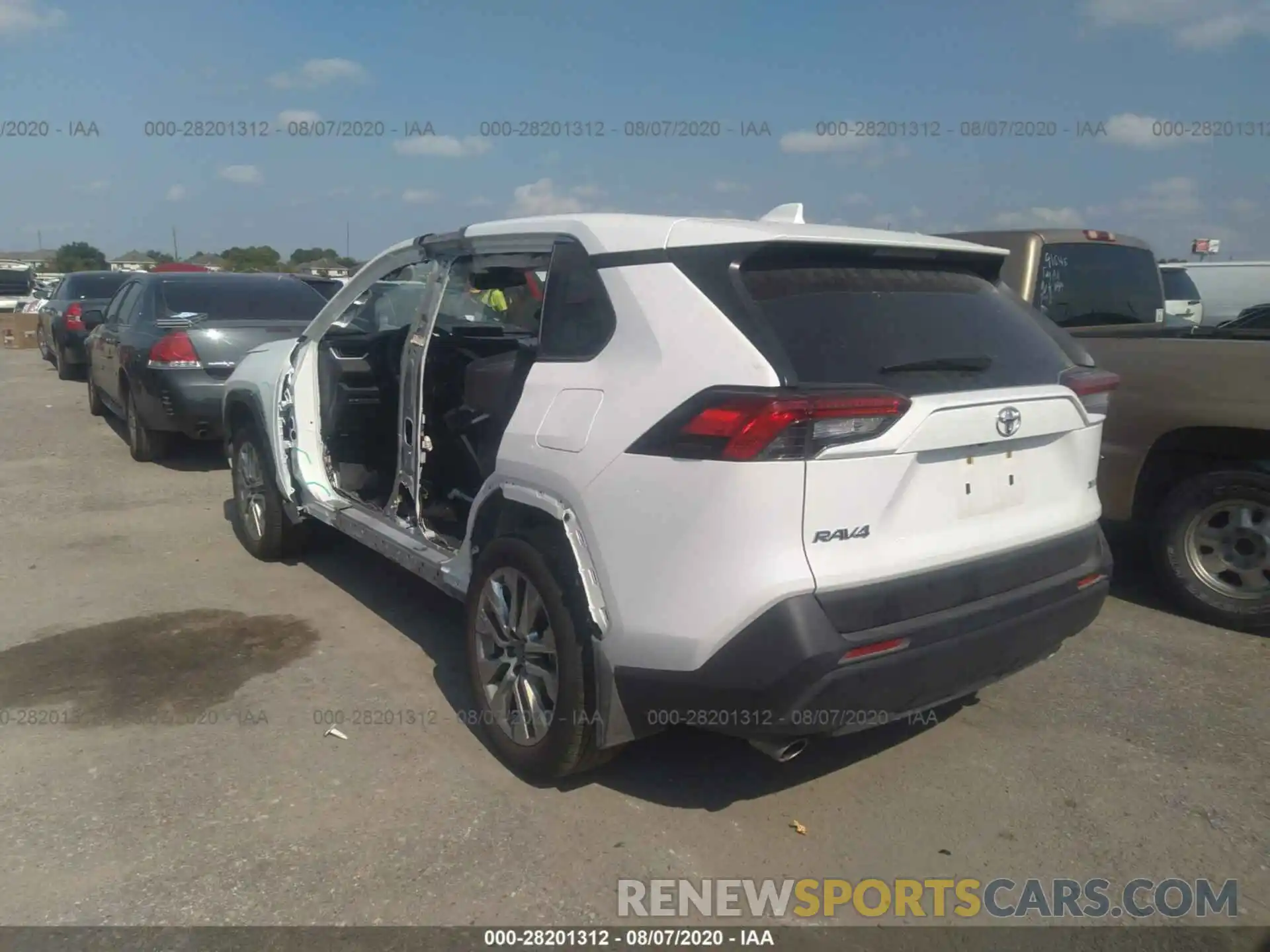 3 Photograph of a damaged car JTMC1RFV3KD010762 TOYOTA RAV4 2019