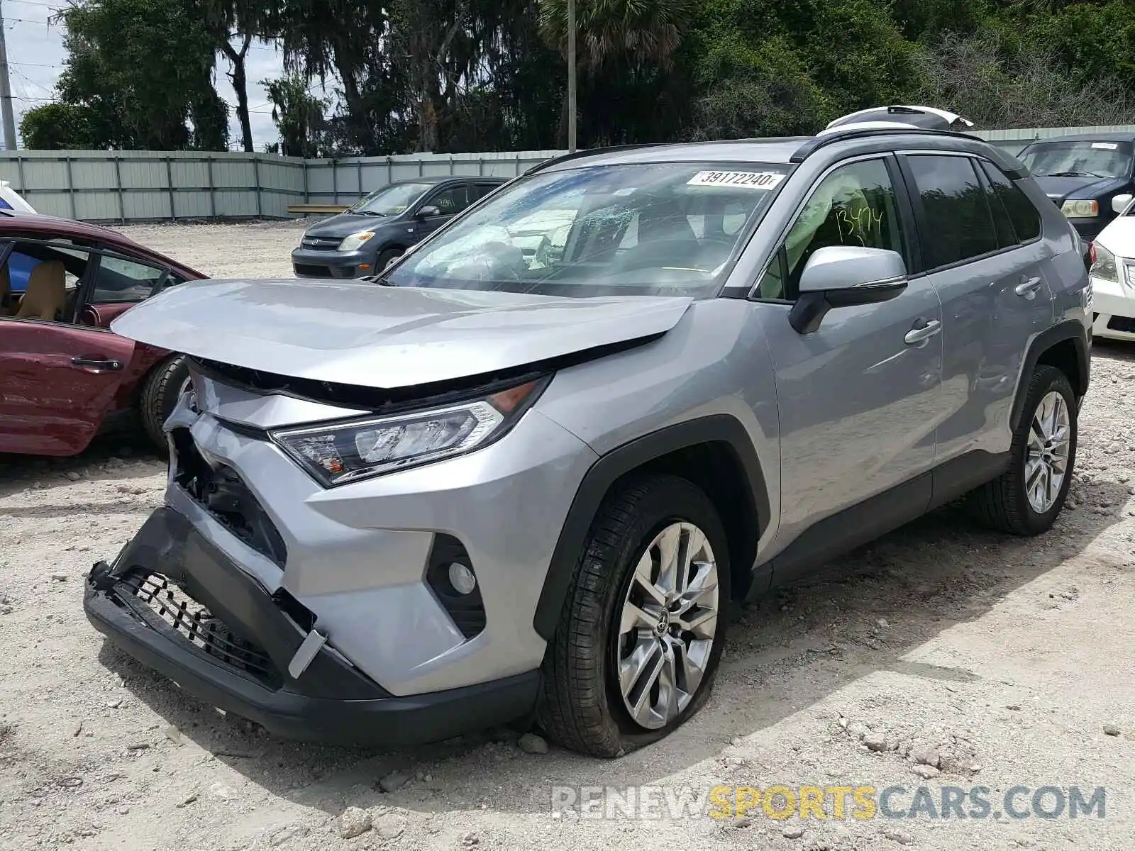 2 Photograph of a damaged car JTMC1RFV3KD011023 TOYOTA RAV4 2019