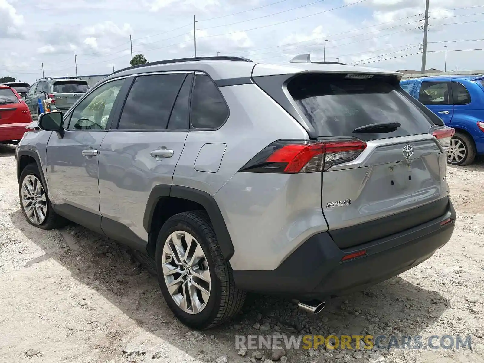 3 Photograph of a damaged car JTMC1RFV3KD011023 TOYOTA RAV4 2019