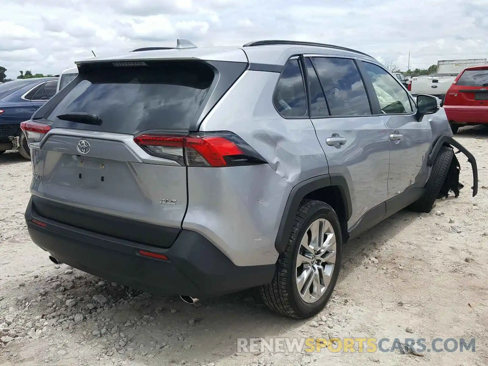 4 Photograph of a damaged car JTMC1RFV3KD011023 TOYOTA RAV4 2019