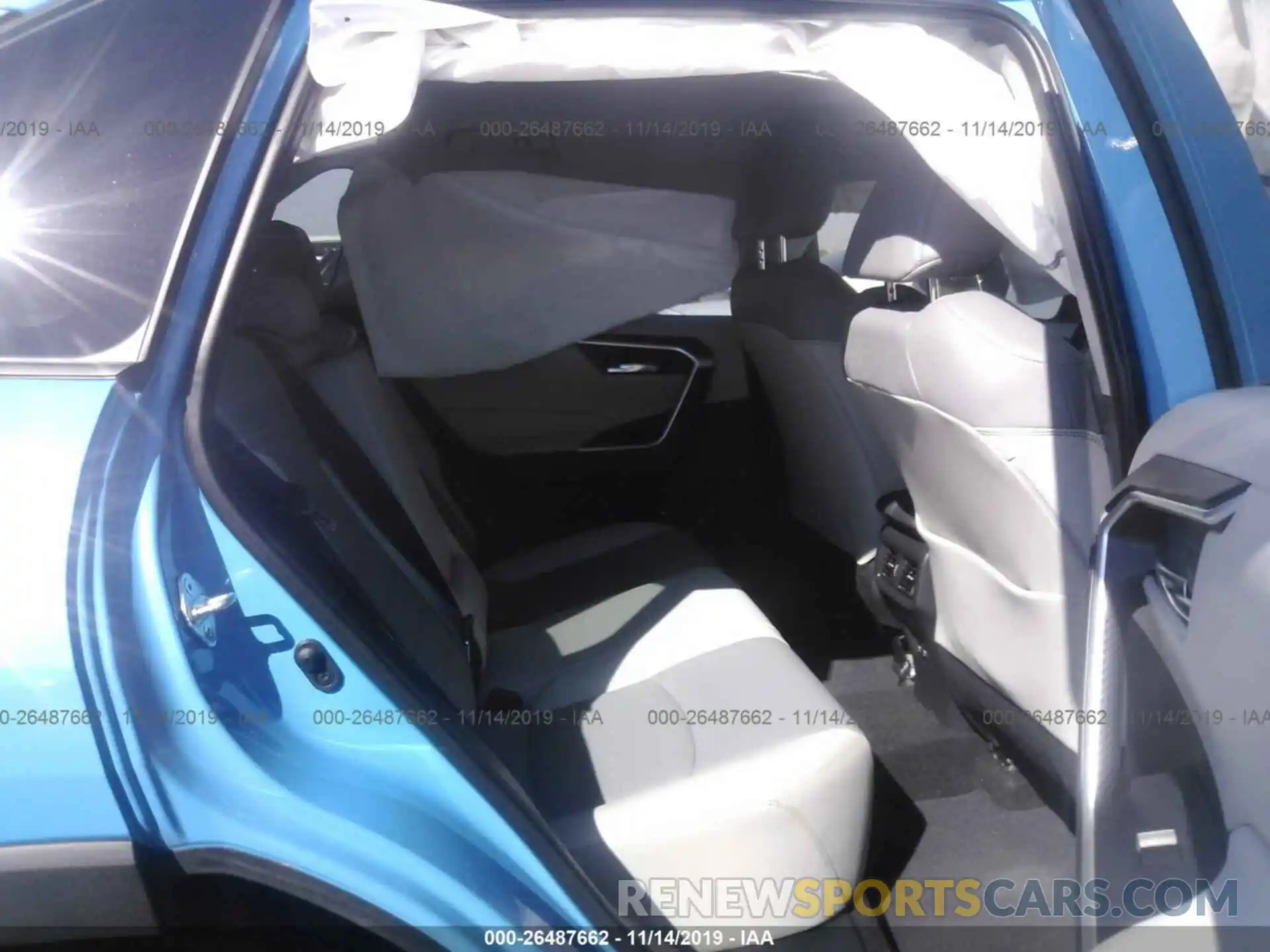 8 Photograph of a damaged car JTMC1RFV3KD020465 TOYOTA RAV4 2019