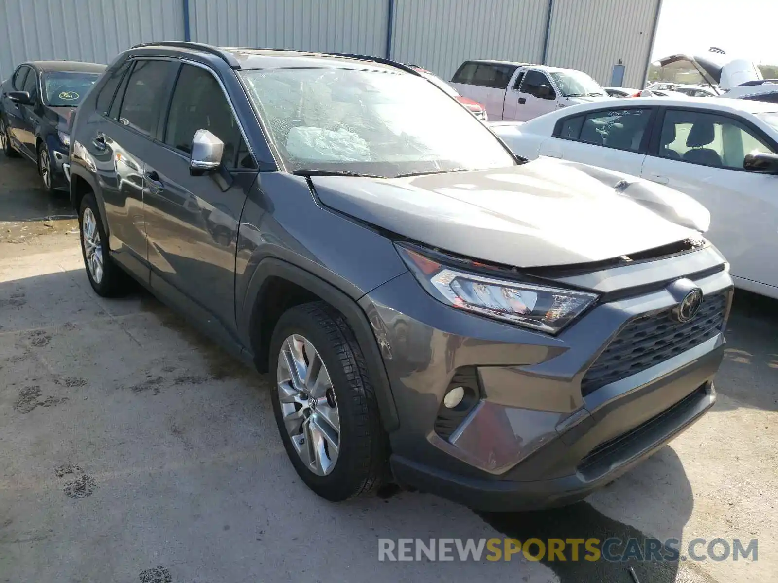 1 Photograph of a damaged car JTMC1RFV3KD032471 TOYOTA RAV4 2019