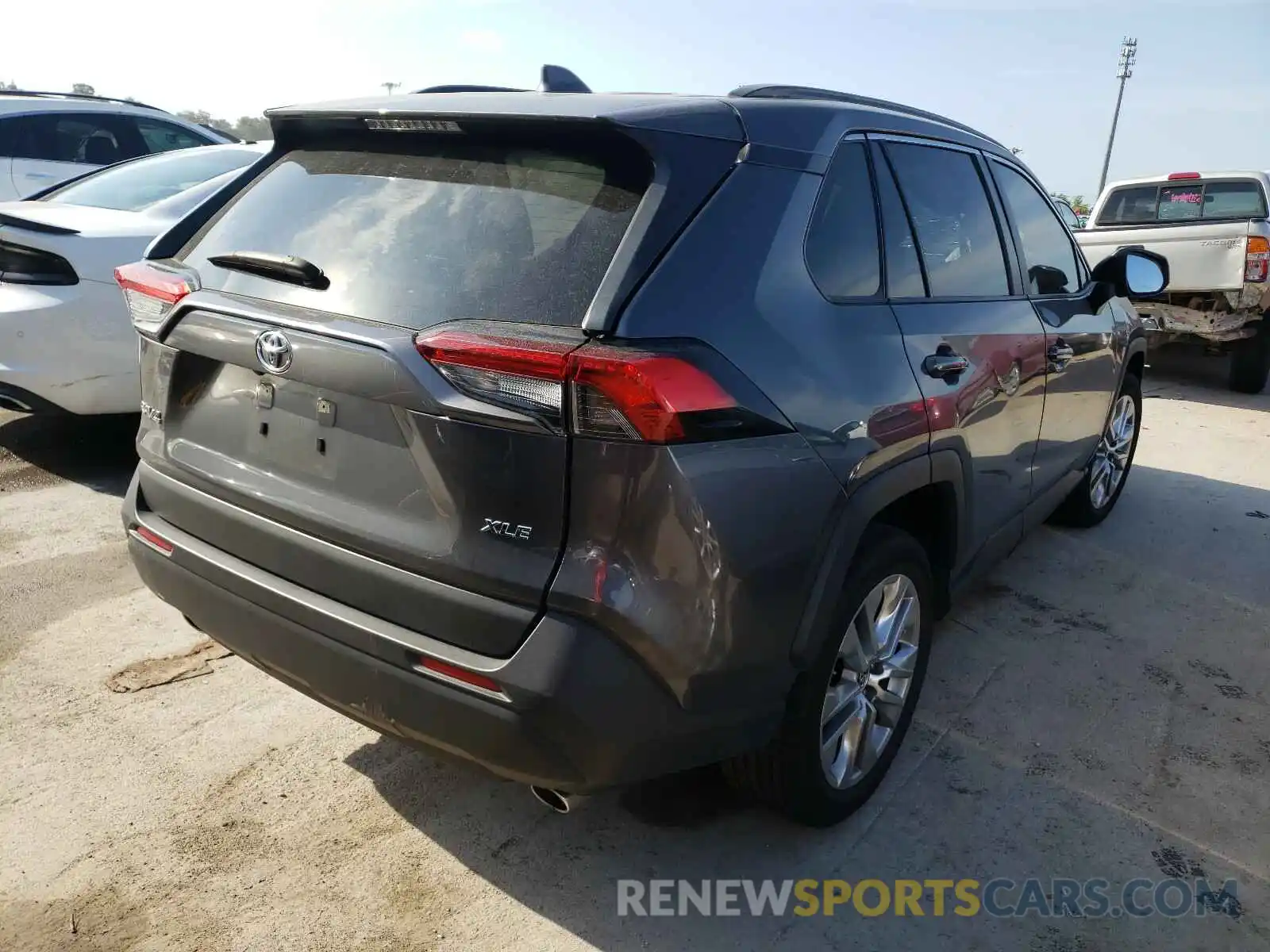 4 Photograph of a damaged car JTMC1RFV3KD032471 TOYOTA RAV4 2019