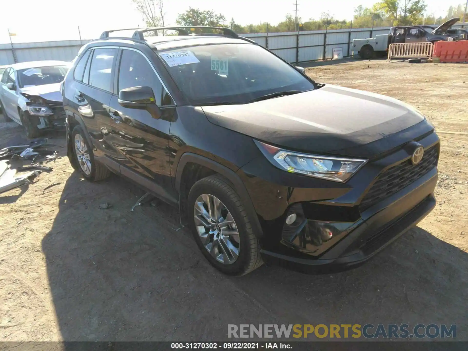 1 Фотография поврежденного автомобиля JTMC1RFV3KD039842 TOYOTA RAV4 2019