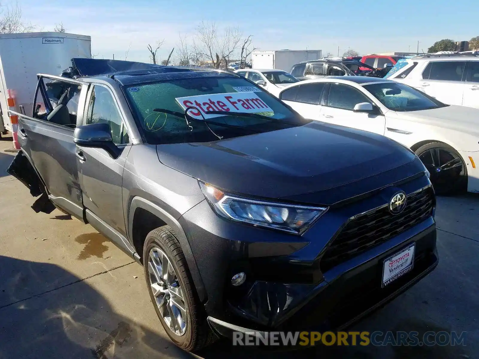 1 Photograph of a damaged car JTMC1RFV3KD040604 TOYOTA RAV4 2019