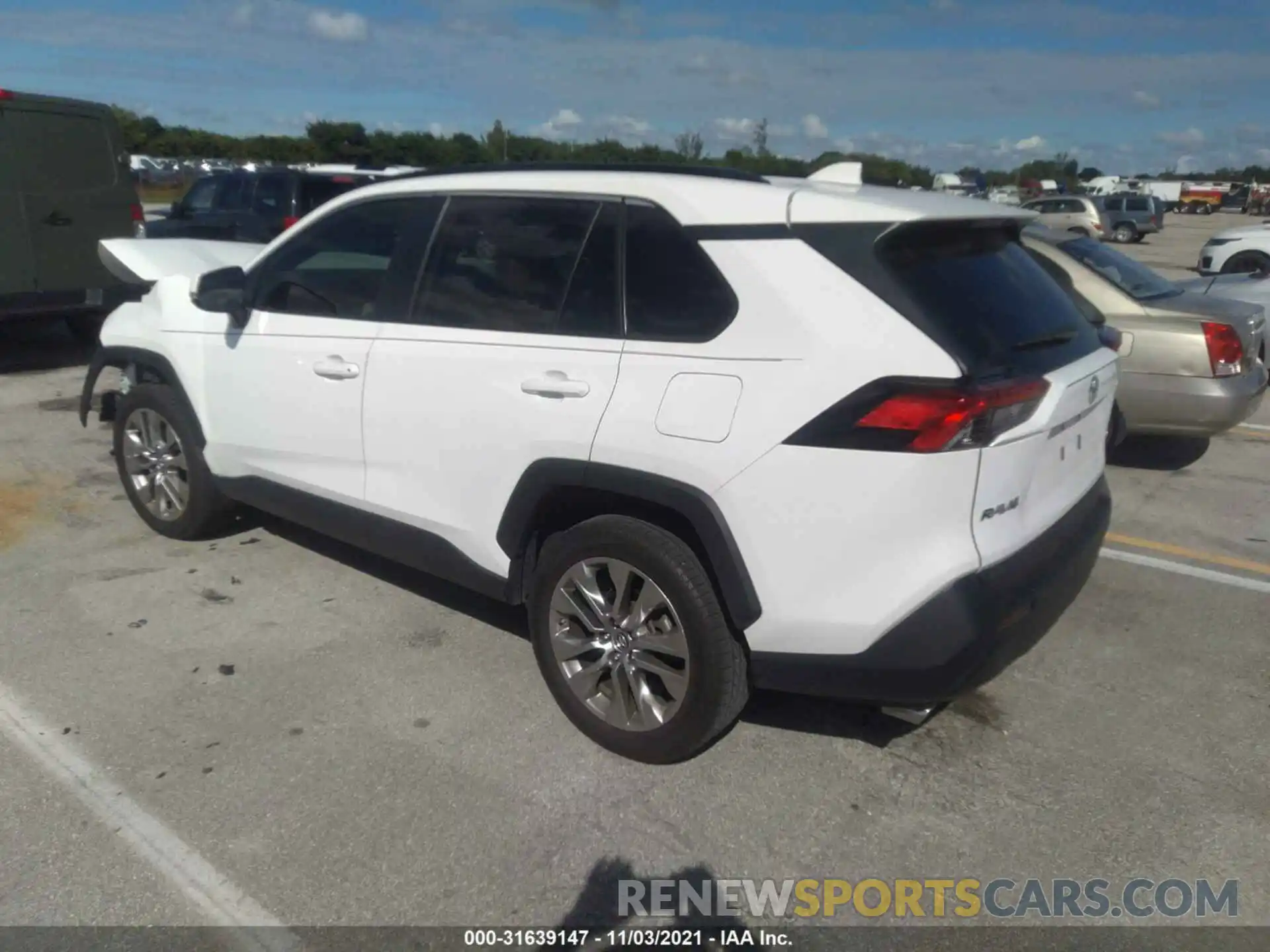 3 Photograph of a damaged car JTMC1RFV3KD505351 TOYOTA RAV4 2019