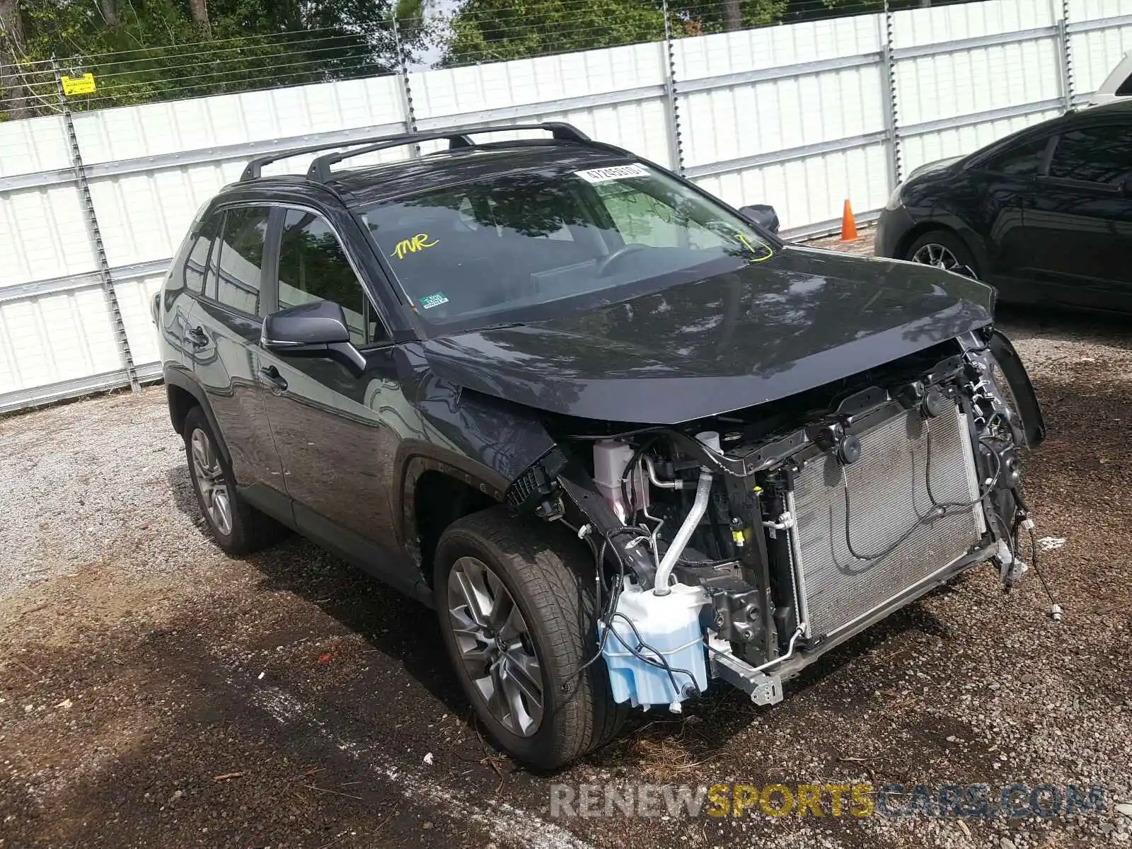 1 Photograph of a damaged car JTMC1RFV3KD509917 TOYOTA RAV4 2019