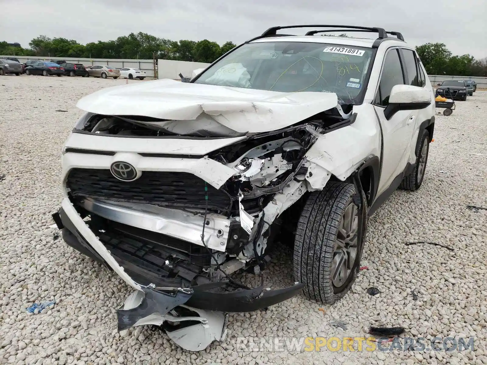 9 Photograph of a damaged car JTMC1RFV3KD511814 TOYOTA RAV4 2019