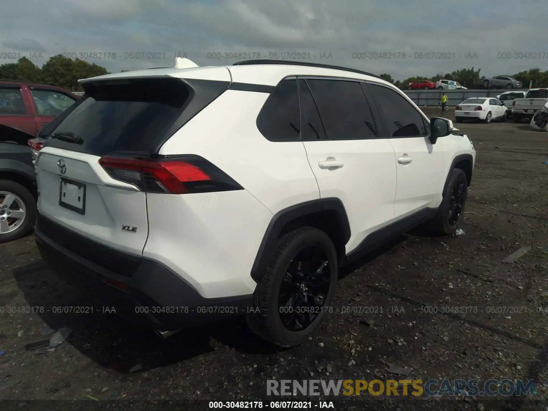 4 Photograph of a damaged car JTMC1RFV3KD513949 TOYOTA RAV4 2019