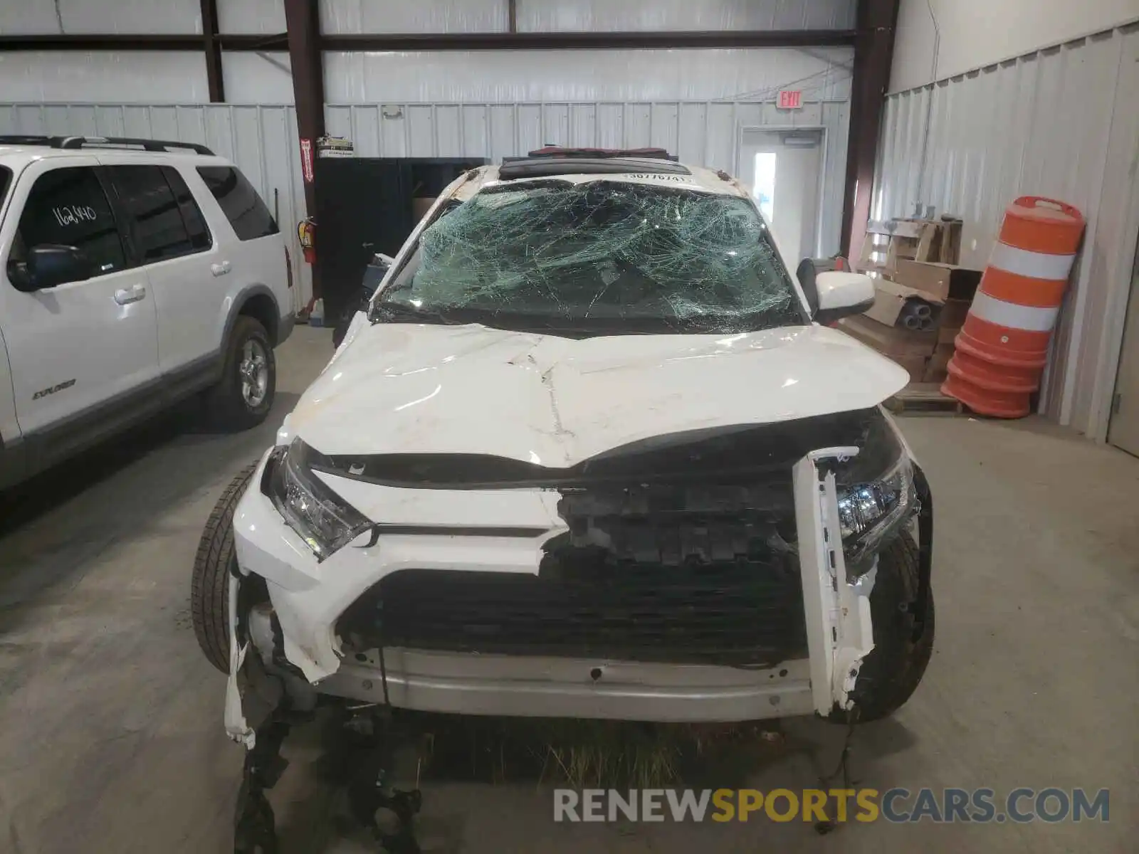 9 Photograph of a damaged car JTMC1RFV3KD514745 TOYOTA RAV4 2019