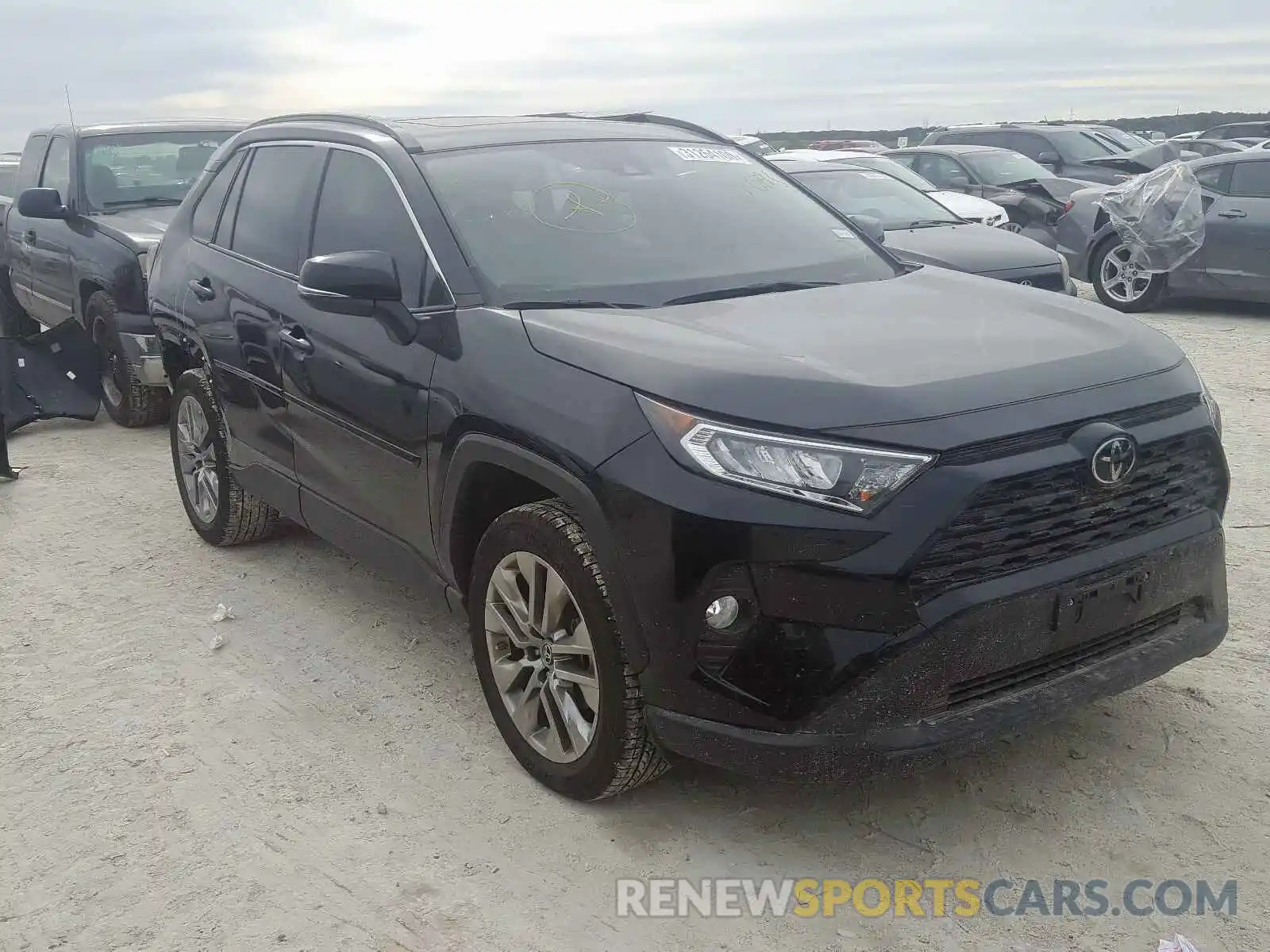 1 Photograph of a damaged car JTMC1RFV3KJ010195 TOYOTA RAV4 2019