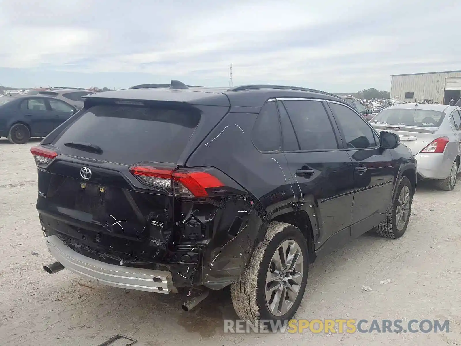 4 Photograph of a damaged car JTMC1RFV3KJ010195 TOYOTA RAV4 2019