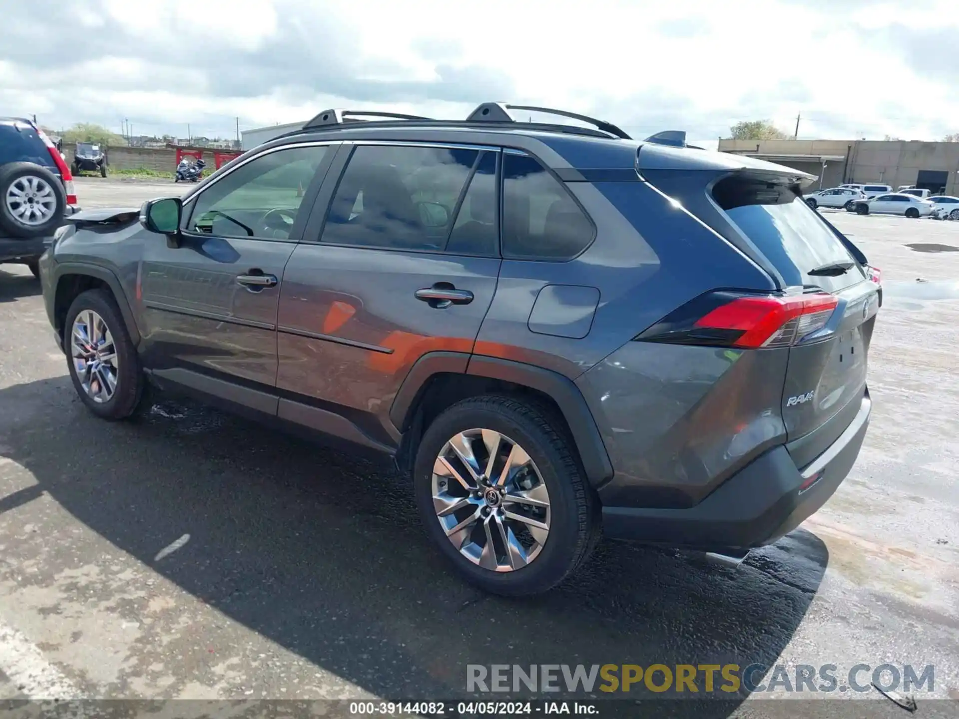 3 Photograph of a damaged car JTMC1RFV3KJ014229 TOYOTA RAV4 2019