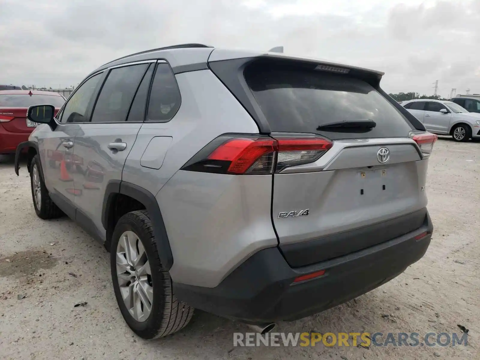 3 Photograph of a damaged car JTMC1RFV4KD021169 TOYOTA RAV4 2019