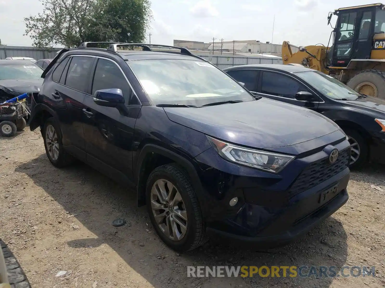 1 Photograph of a damaged car JTMC1RFV4KD024122 TOYOTA RAV4 2019