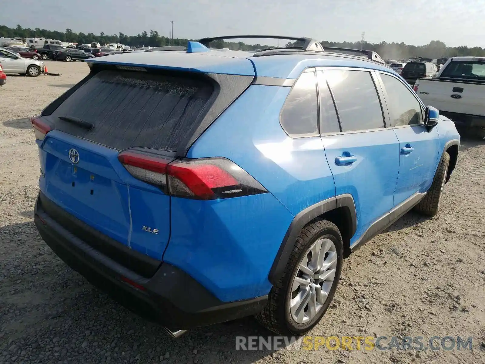 4 Photograph of a damaged car JTMC1RFV4KD031734 TOYOTA RAV4 2019