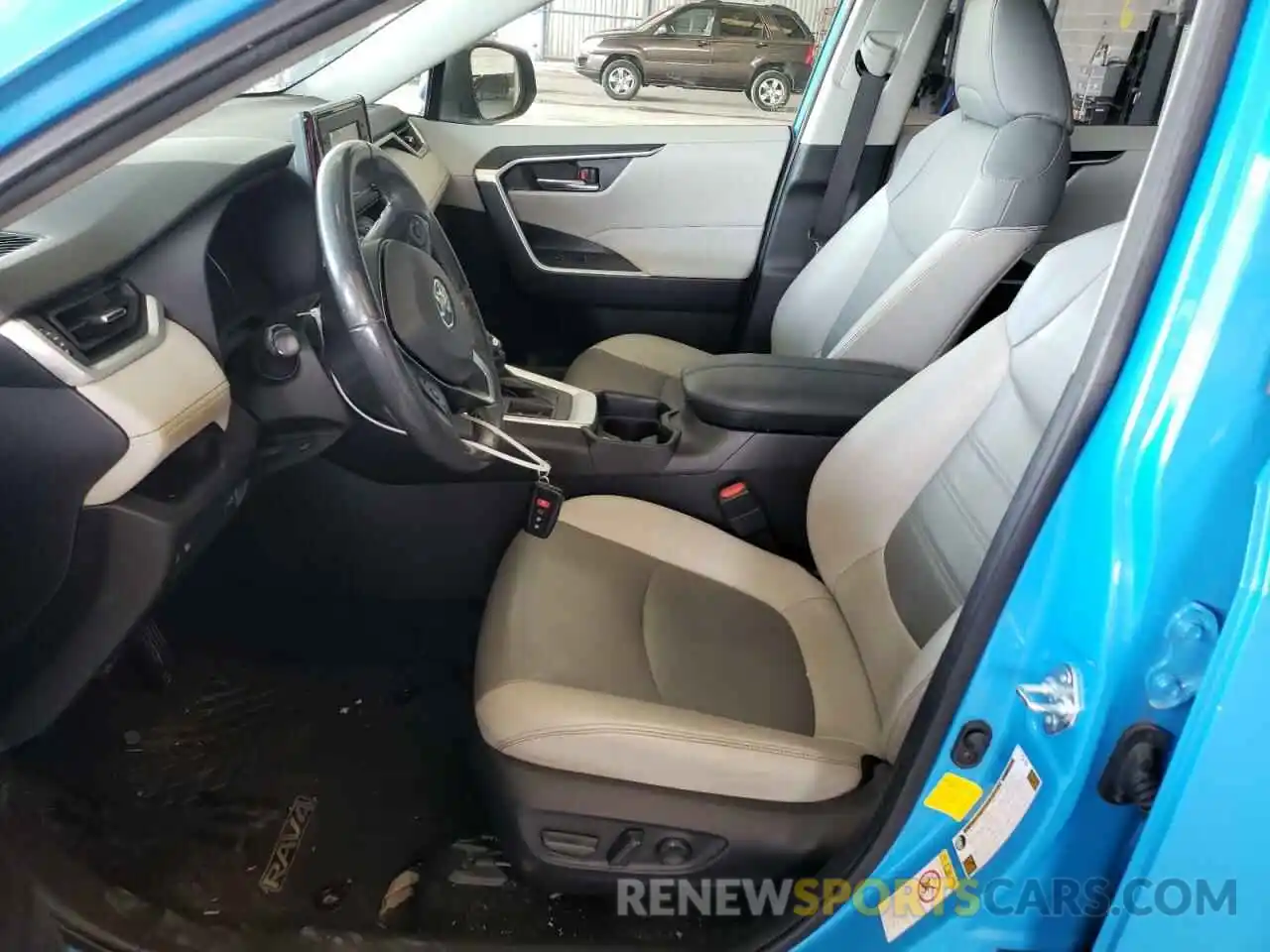 7 Photograph of a damaged car JTMC1RFV4KD509232 TOYOTA RAV4 2019