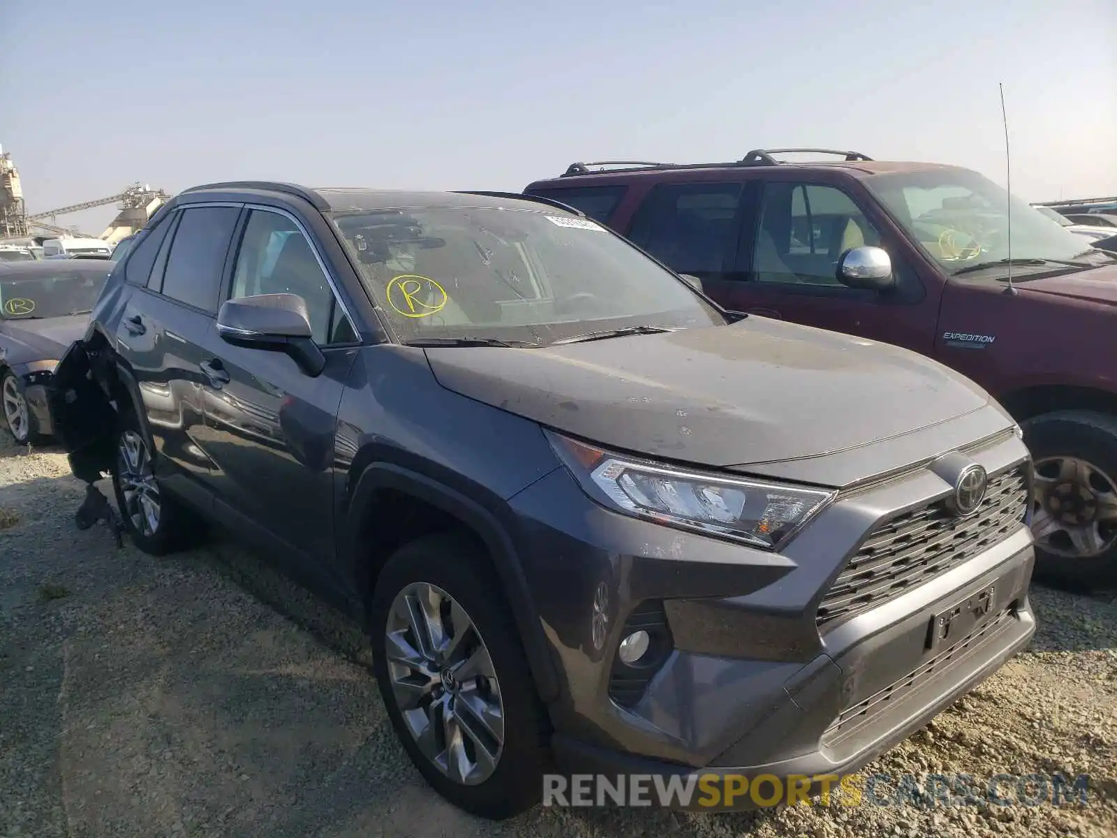 1 Photograph of a damaged car JTMC1RFV4KD513099 TOYOTA RAV4 2019