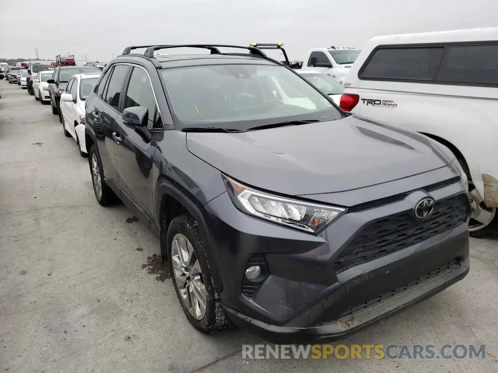 1 Photograph of a damaged car JTMC1RFV5KD009970 TOYOTA RAV4 2019