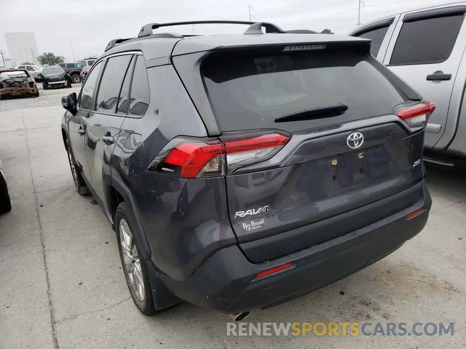 3 Photograph of a damaged car JTMC1RFV5KD009970 TOYOTA RAV4 2019