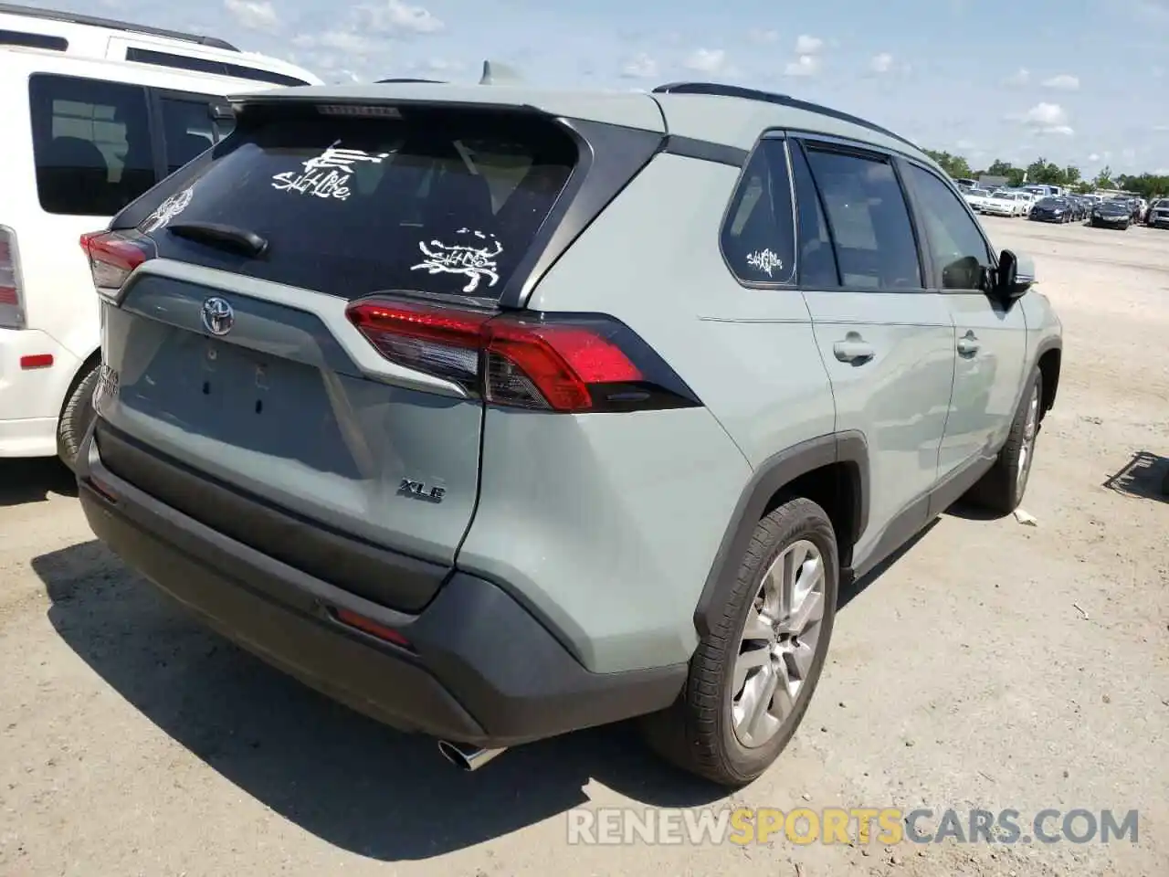 4 Photograph of a damaged car JTMC1RFV5KD020676 TOYOTA RAV4 2019