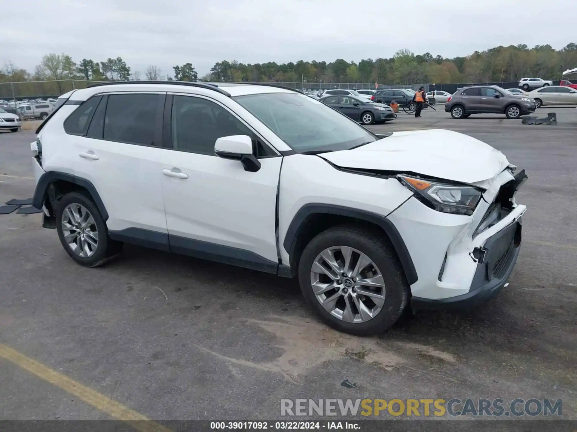 1 Photograph of a damaged car JTMC1RFV5KD029877 TOYOTA RAV4 2019