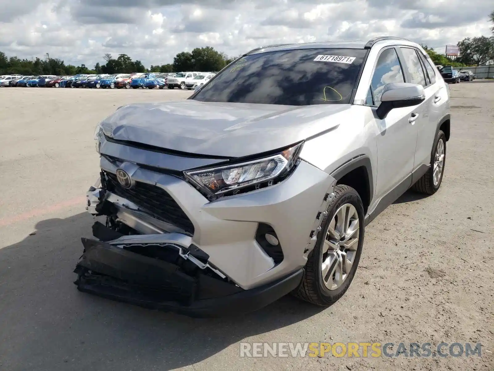 2 Photograph of a damaged car JTMC1RFV5KJ003622 TOYOTA RAV4 2019