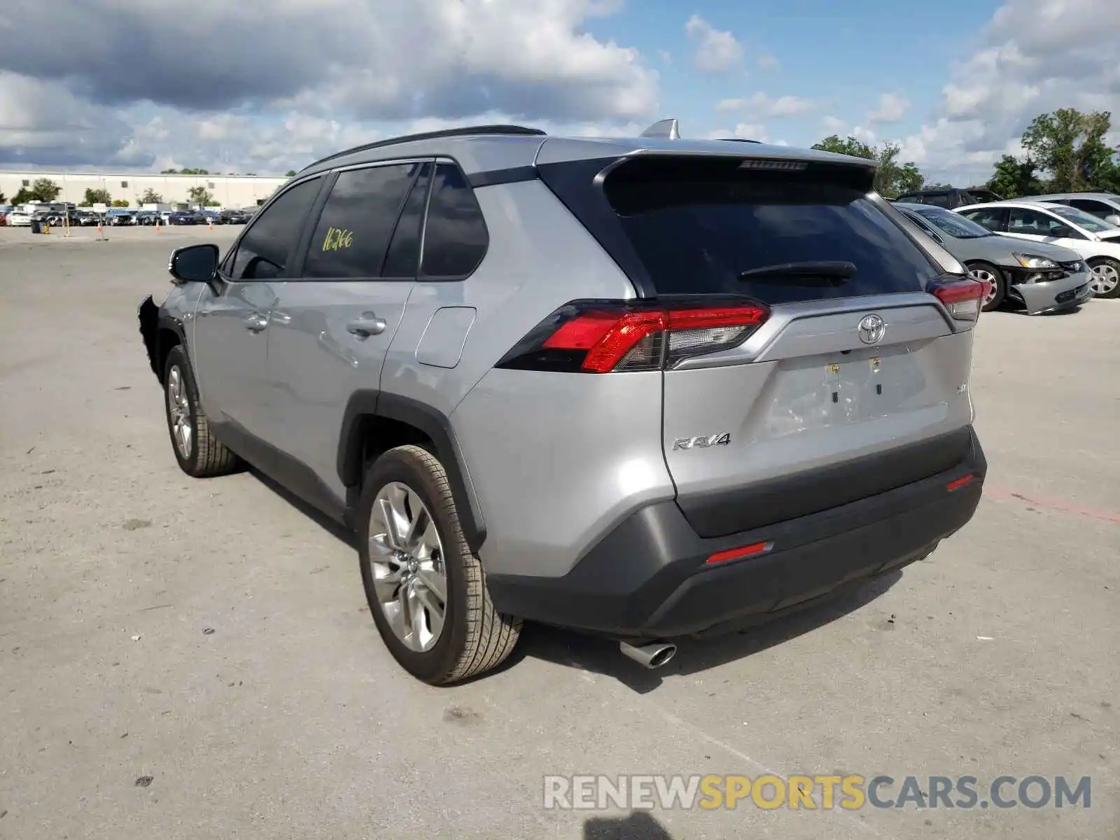 3 Photograph of a damaged car JTMC1RFV5KJ003622 TOYOTA RAV4 2019