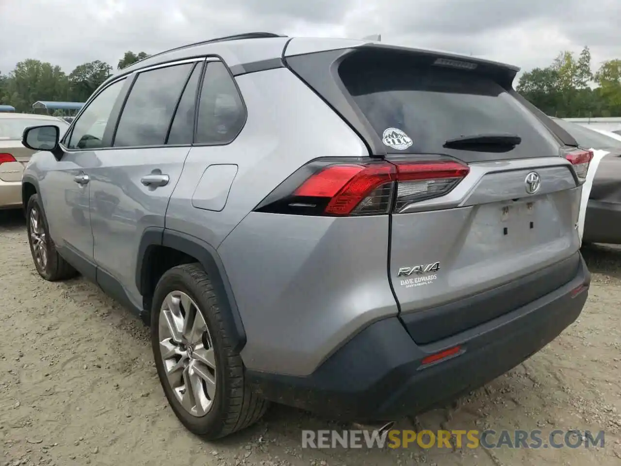 3 Photograph of a damaged car JTMC1RFV6KD011257 TOYOTA RAV4 2019