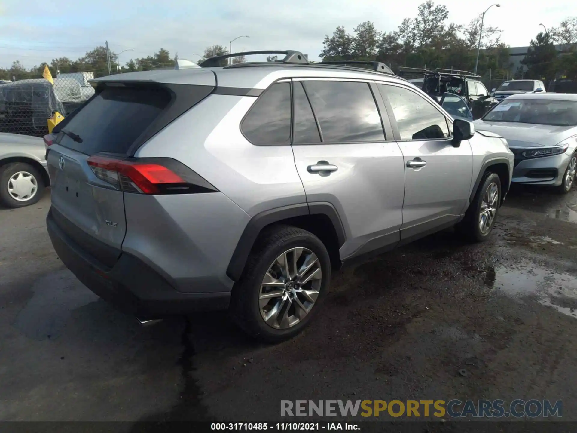 4 Photograph of a damaged car JTMC1RFV6KD014577 TOYOTA RAV4 2019