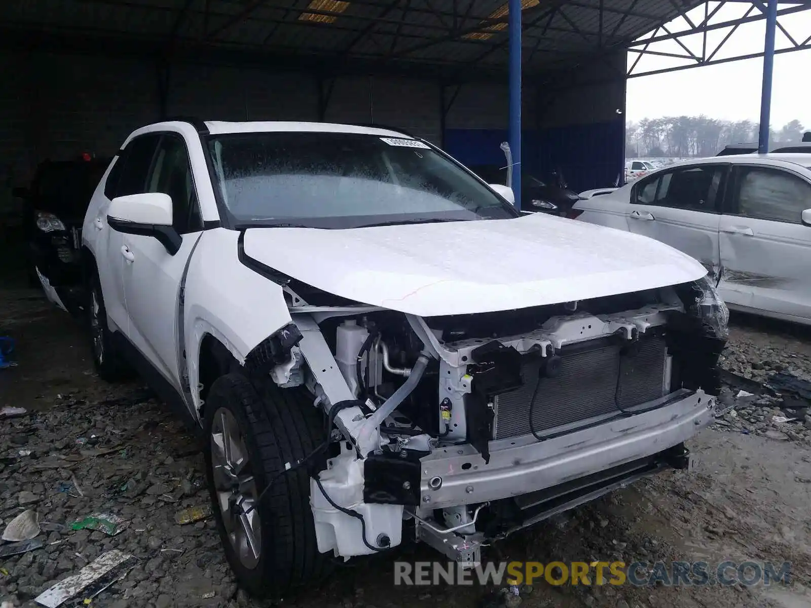 1 Photograph of a damaged car JTMC1RFV6KD015230 TOYOTA RAV4 2019