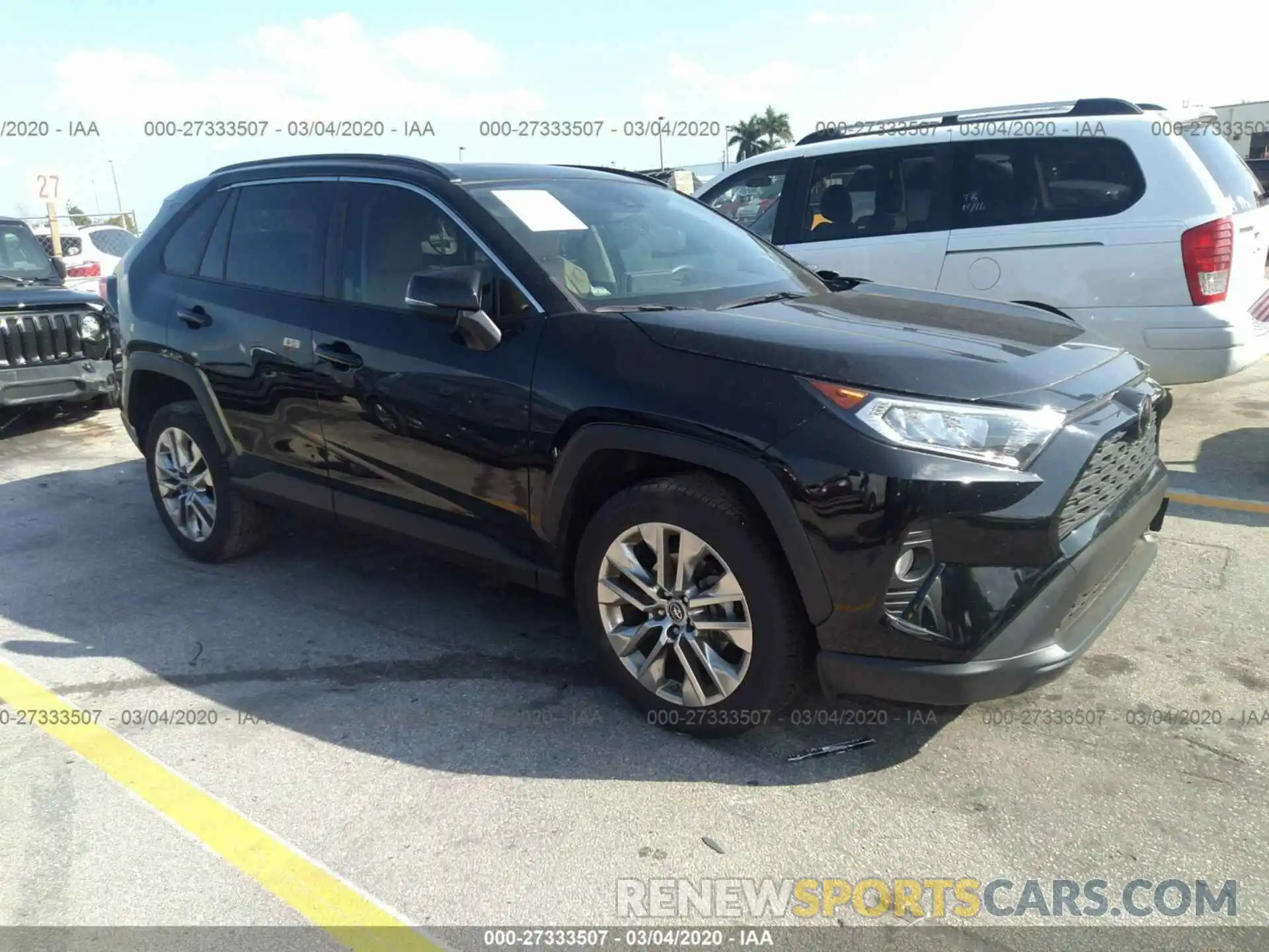 1 Photograph of a damaged car JTMC1RFV6KD017477 TOYOTA RAV4 2019