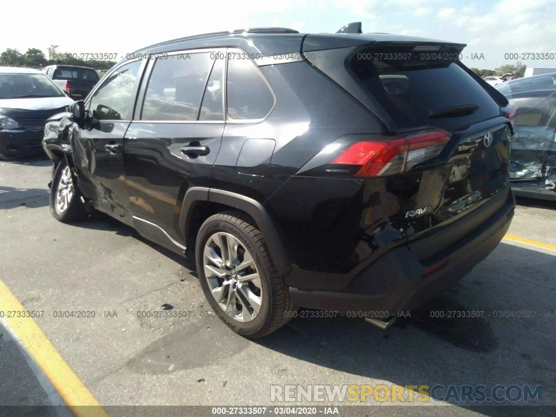 3 Photograph of a damaged car JTMC1RFV6KD017477 TOYOTA RAV4 2019