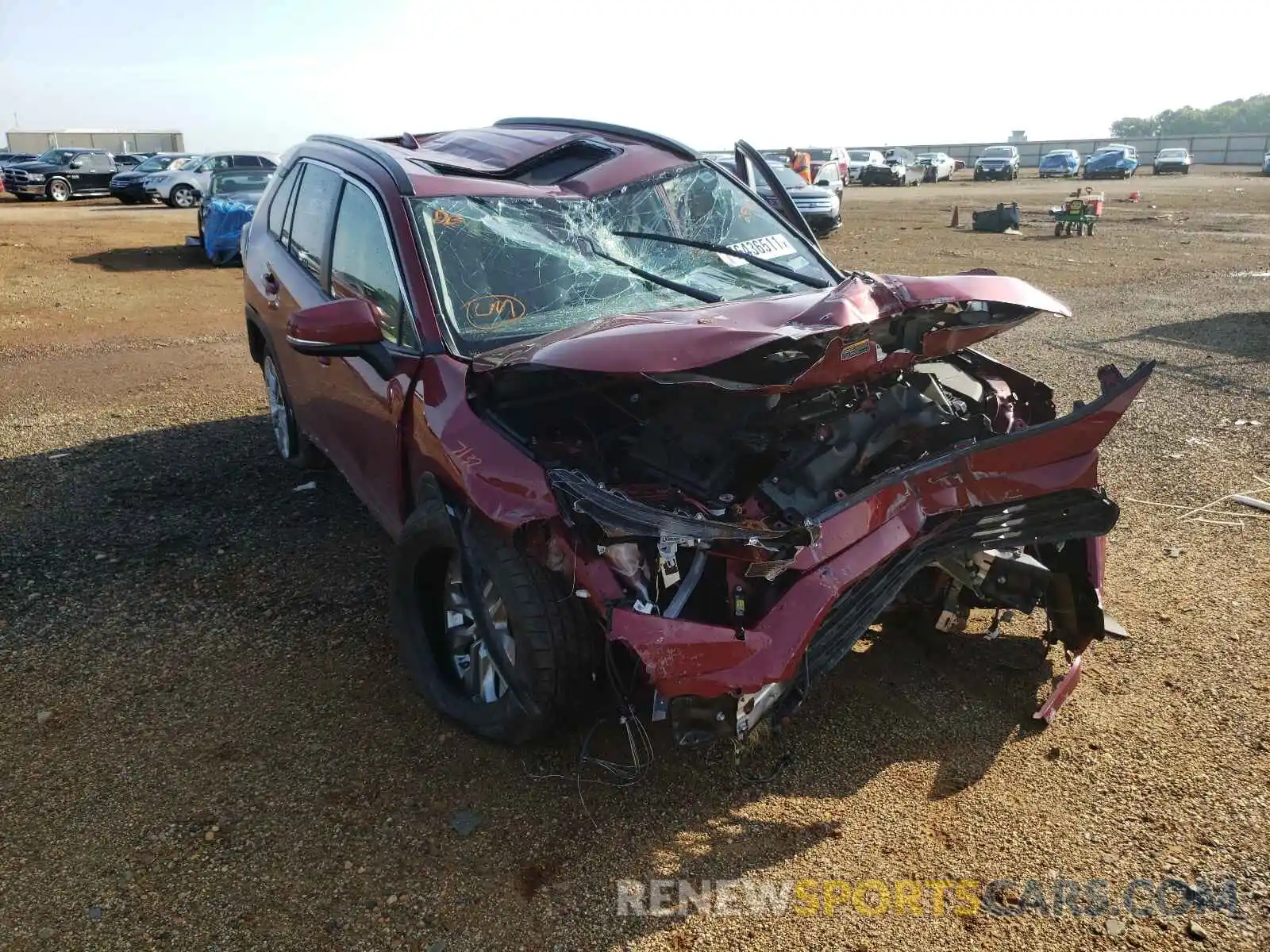 1 Photograph of a damaged car JTMC1RFV6KD022548 TOYOTA RAV4 2019