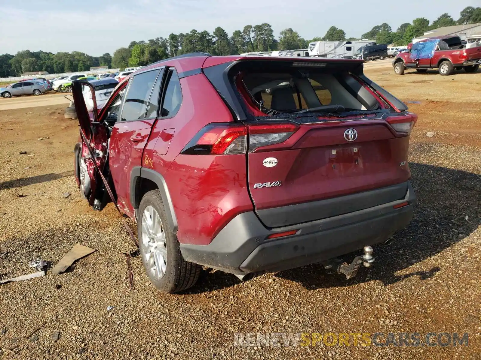 3 Photograph of a damaged car JTMC1RFV6KD022548 TOYOTA RAV4 2019