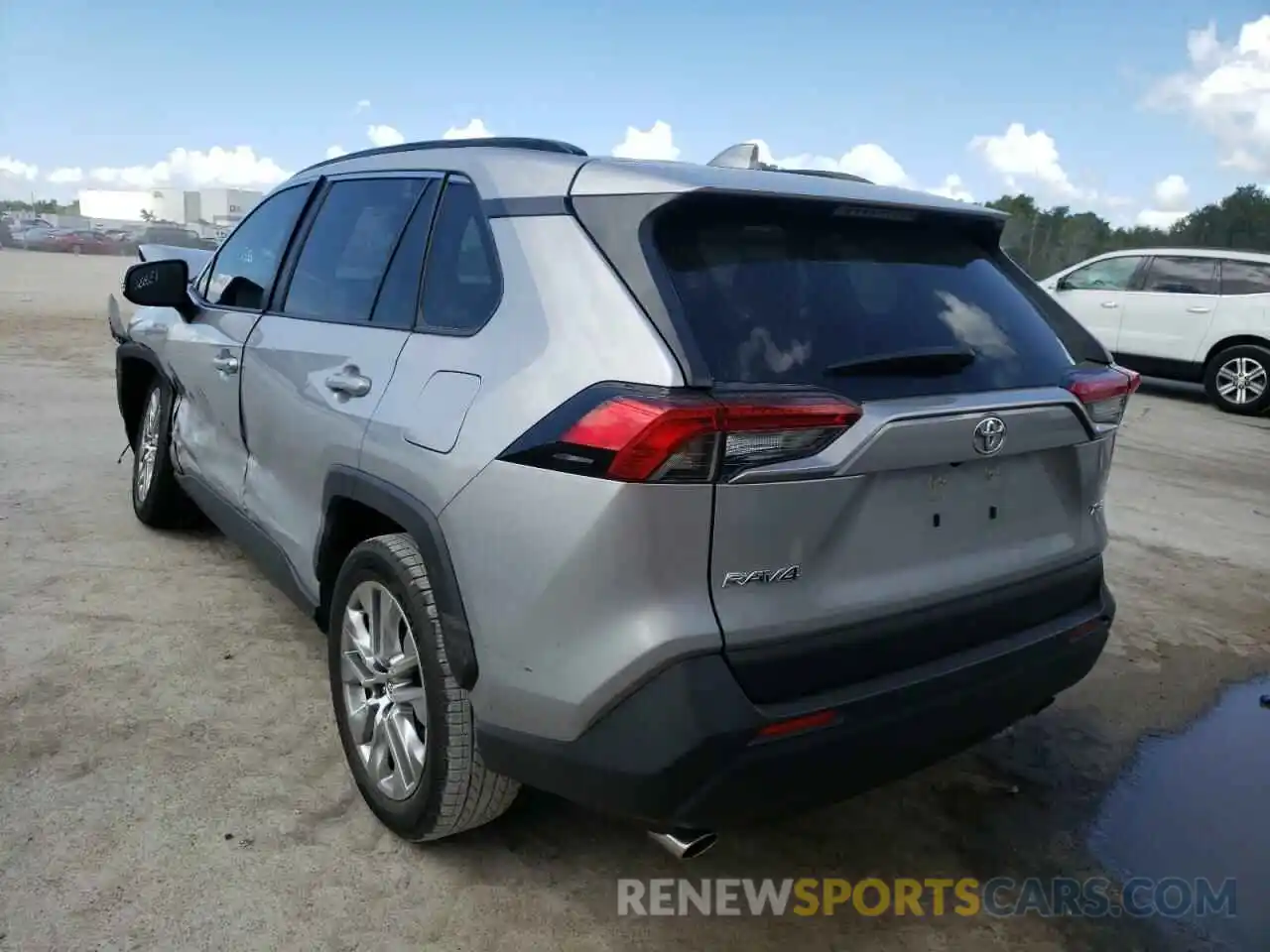 3 Photograph of a damaged car JTMC1RFV6KD032772 TOYOTA RAV4 2019