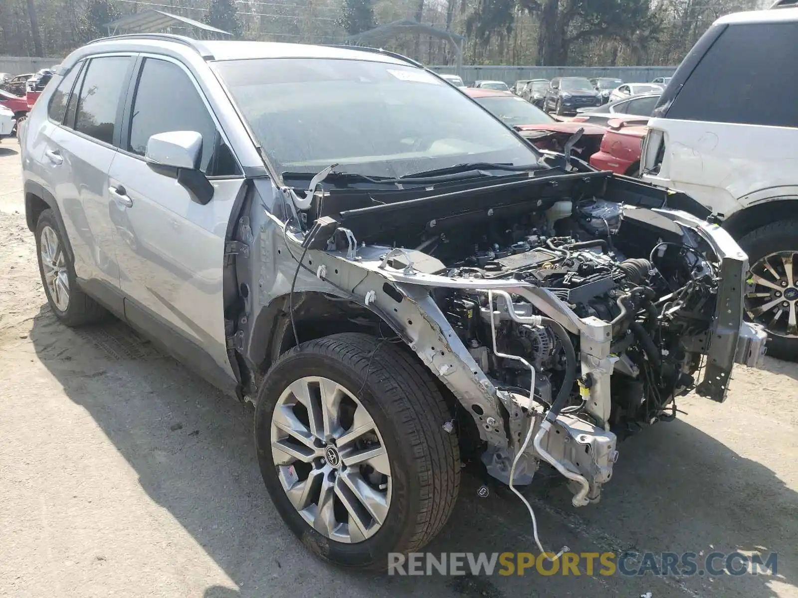 1 Photograph of a damaged car JTMC1RFV6KD033937 TOYOTA RAV4 2019