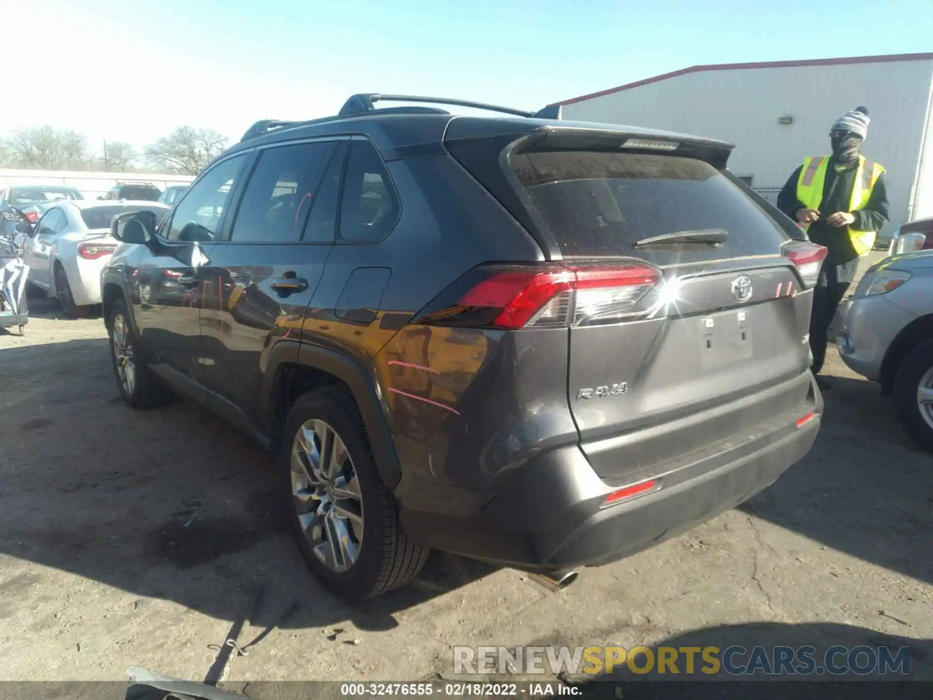 3 Photograph of a damaged car JTMC1RFV6KD501181 TOYOTA RAV4 2019