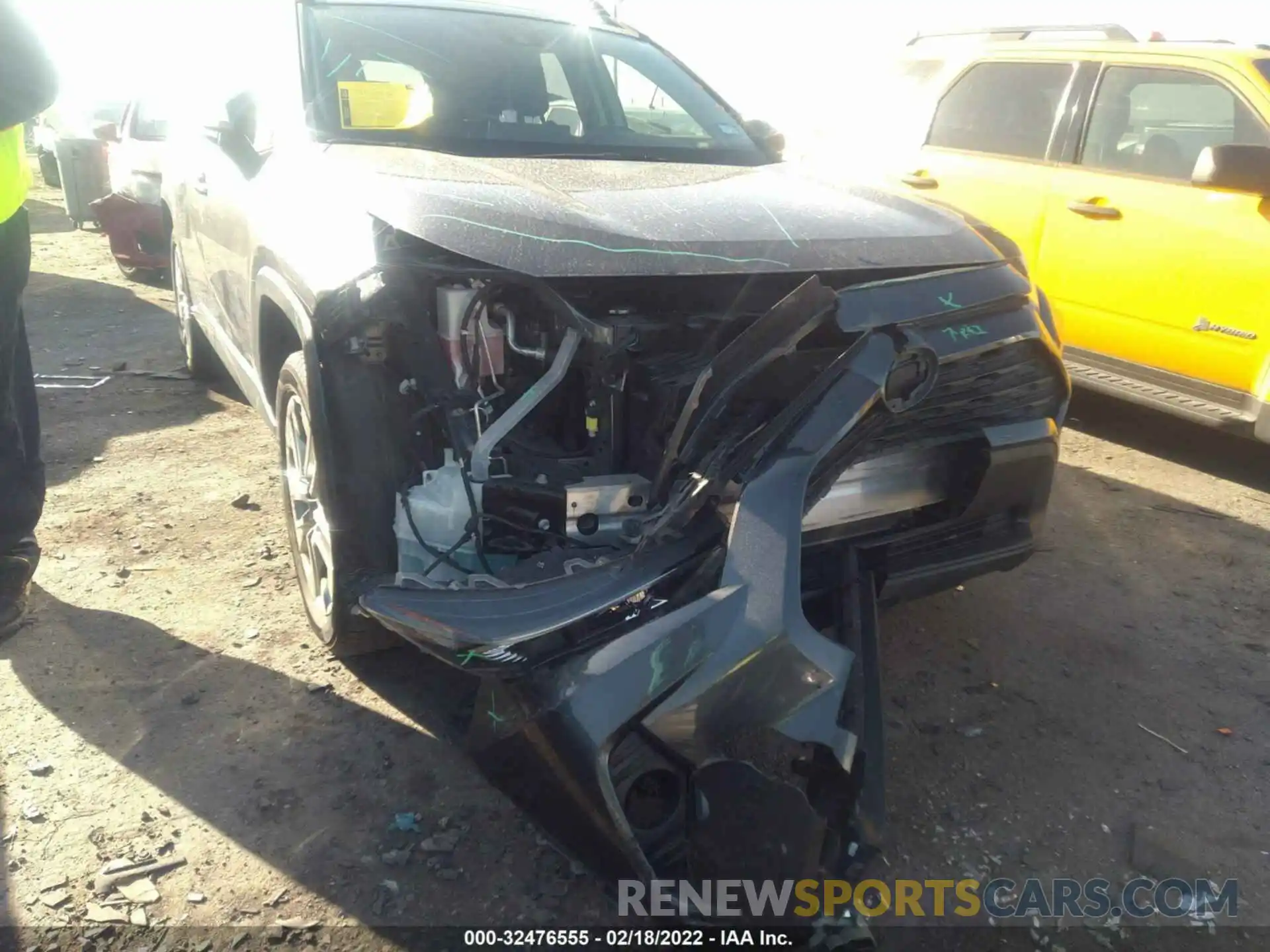 6 Photograph of a damaged car JTMC1RFV6KD501181 TOYOTA RAV4 2019