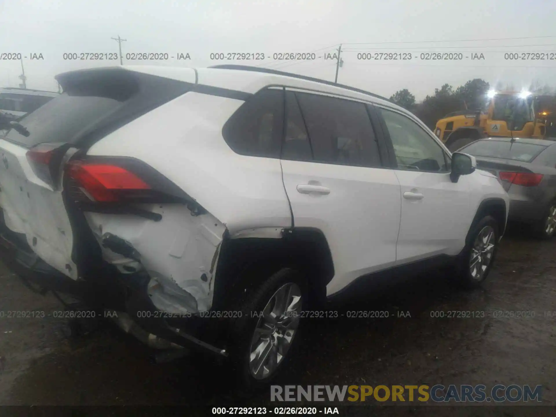 4 Photograph of a damaged car JTMC1RFV6KD509426 TOYOTA RAV4 2019