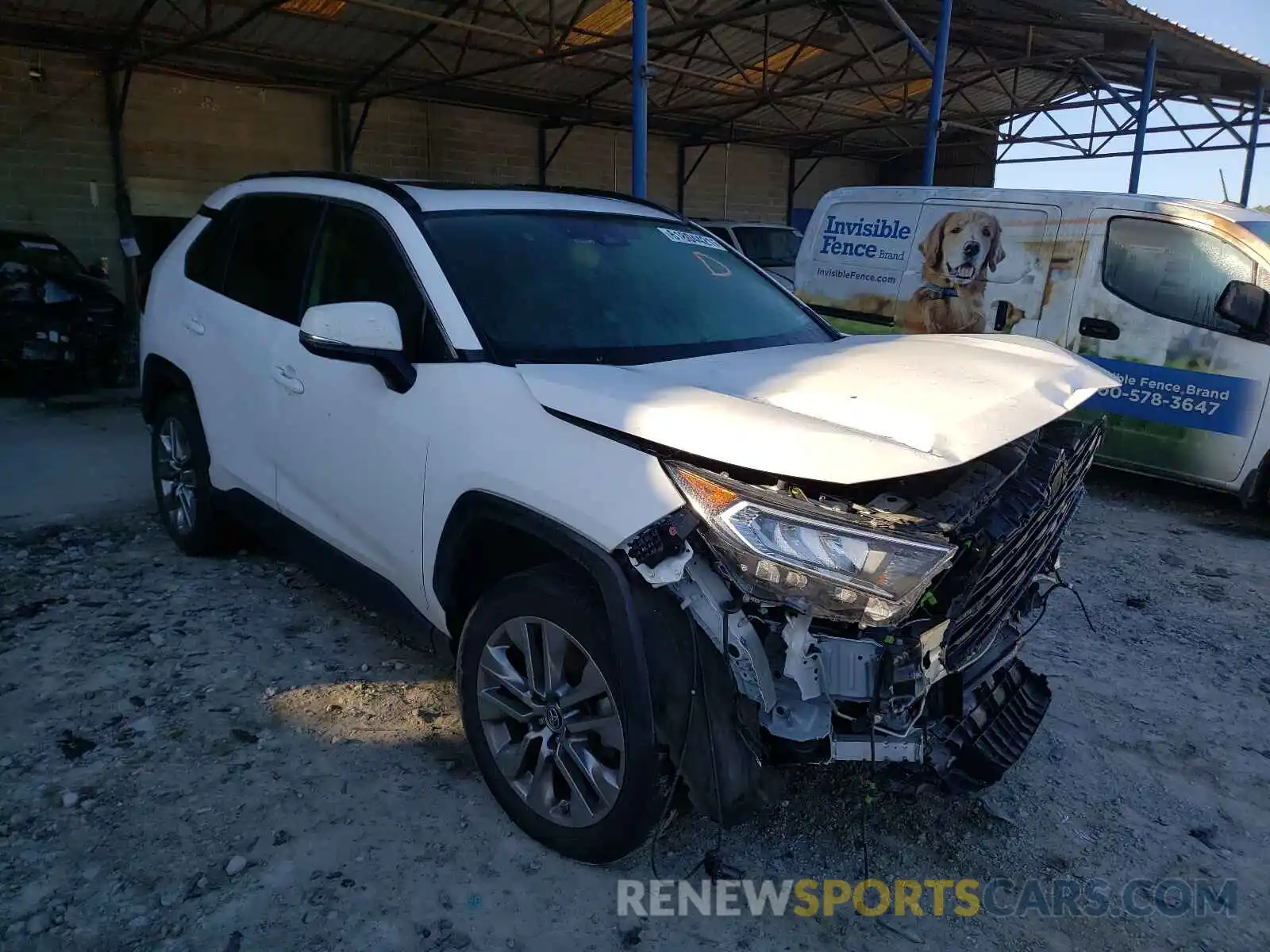 1 Photograph of a damaged car JTMC1RFV6KJ001183 TOYOTA RAV4 2019