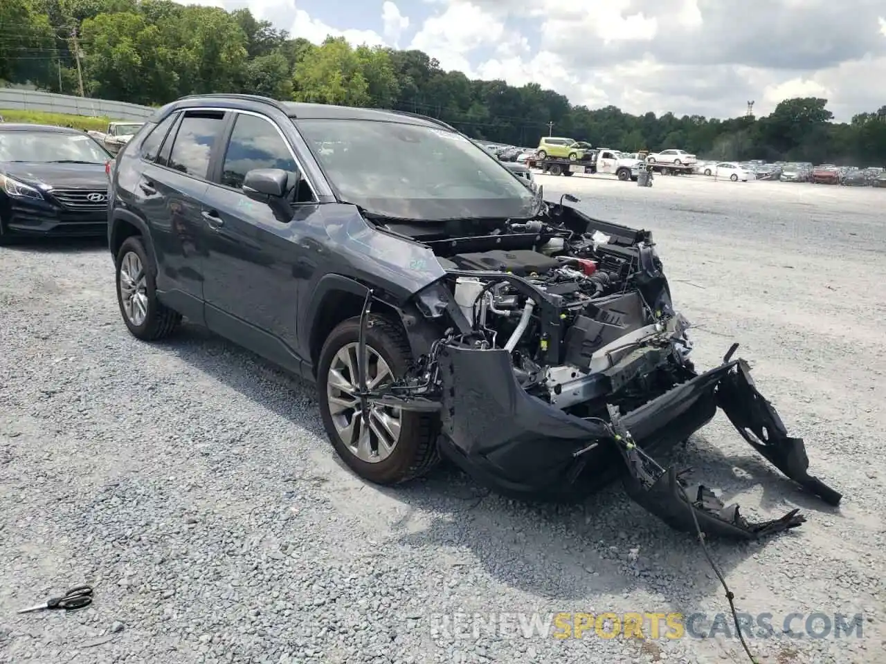 1 Photograph of a damaged car JTMC1RFV7KD003622 TOYOTA RAV4 2019