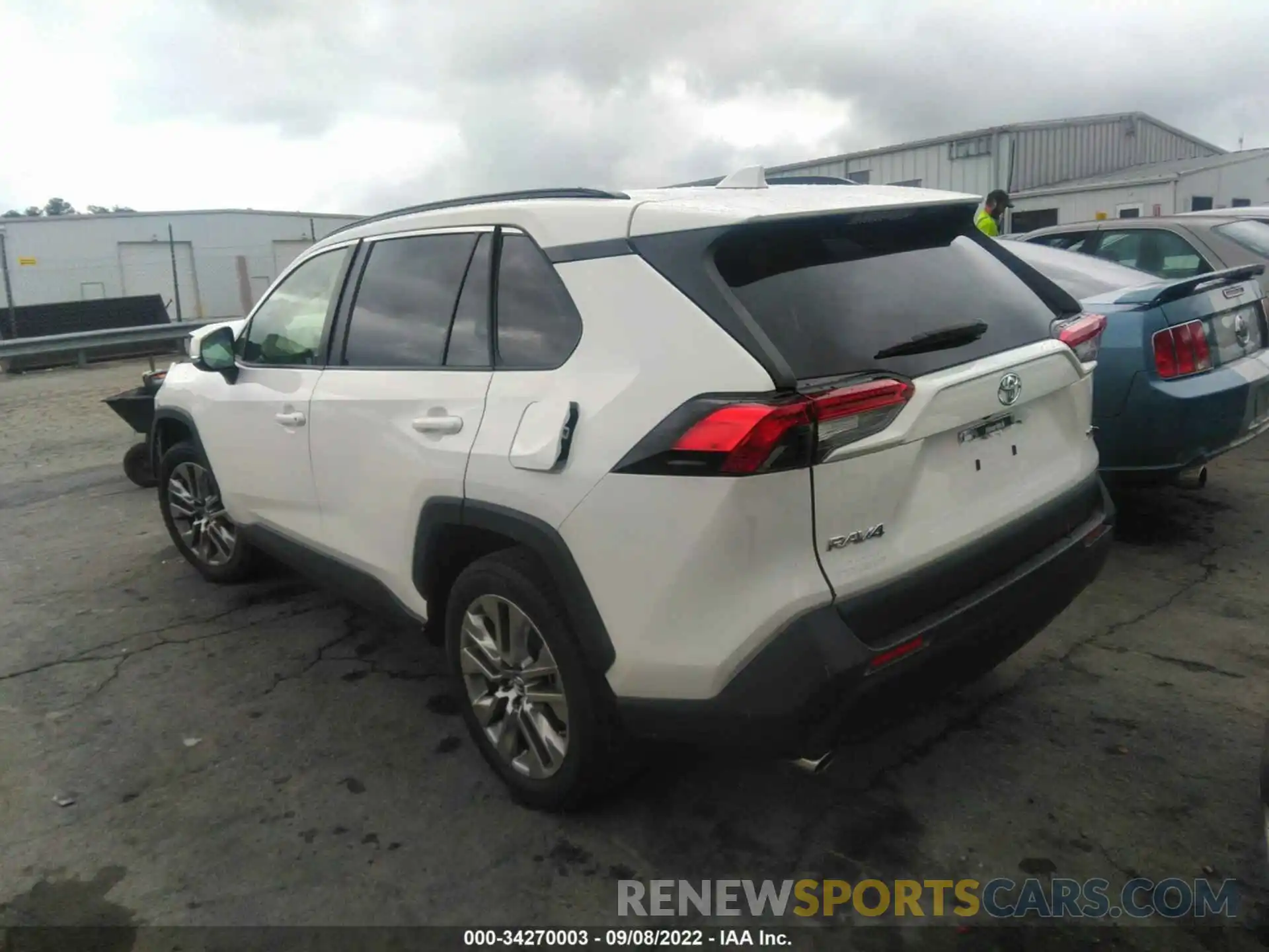 3 Фотография поврежденного автомобиля JTMC1RFV7KD009663 TOYOTA RAV4 2019