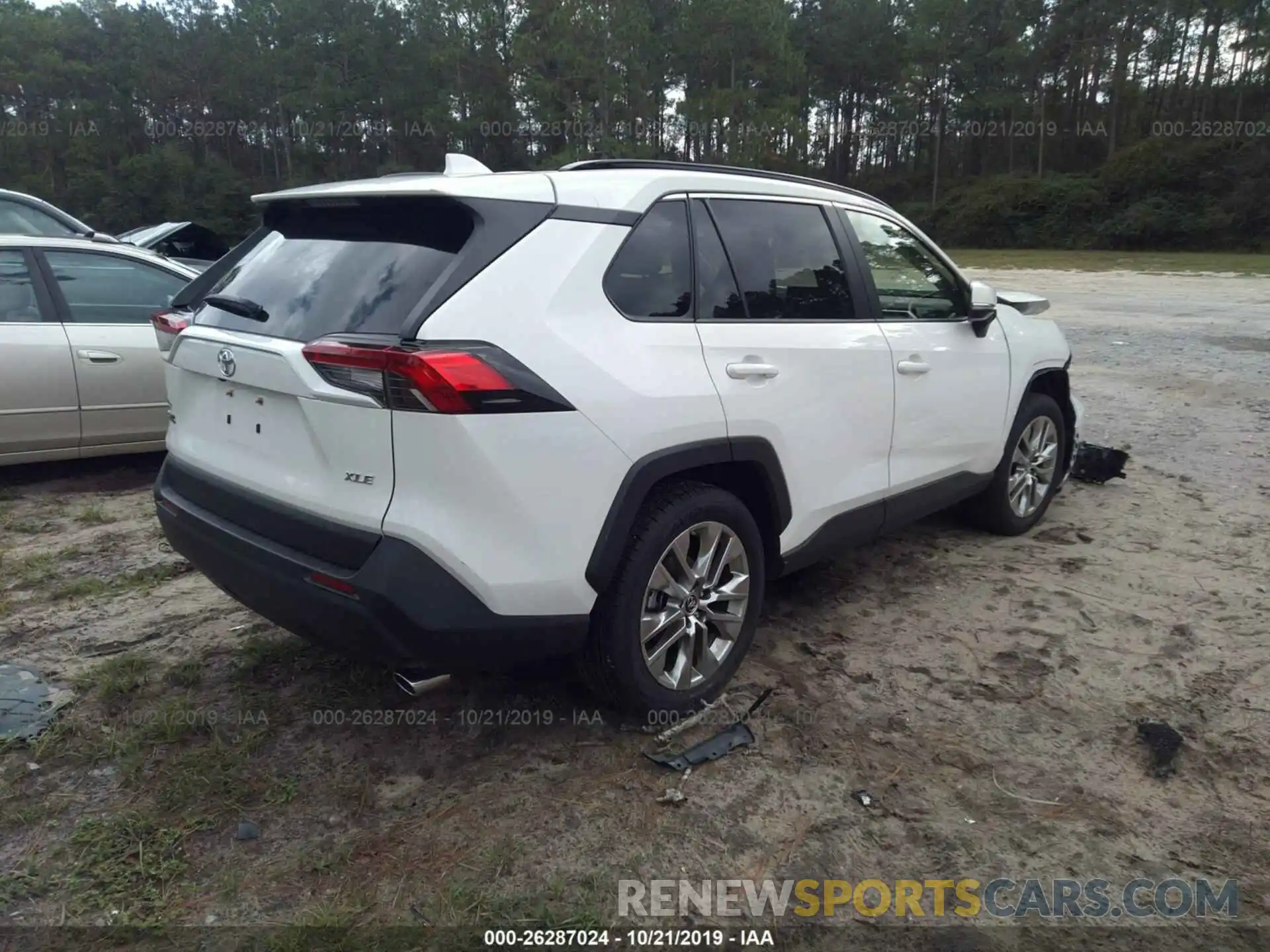 4 Photograph of a damaged car JTMC1RFV7KD012031 TOYOTA RAV4 2019