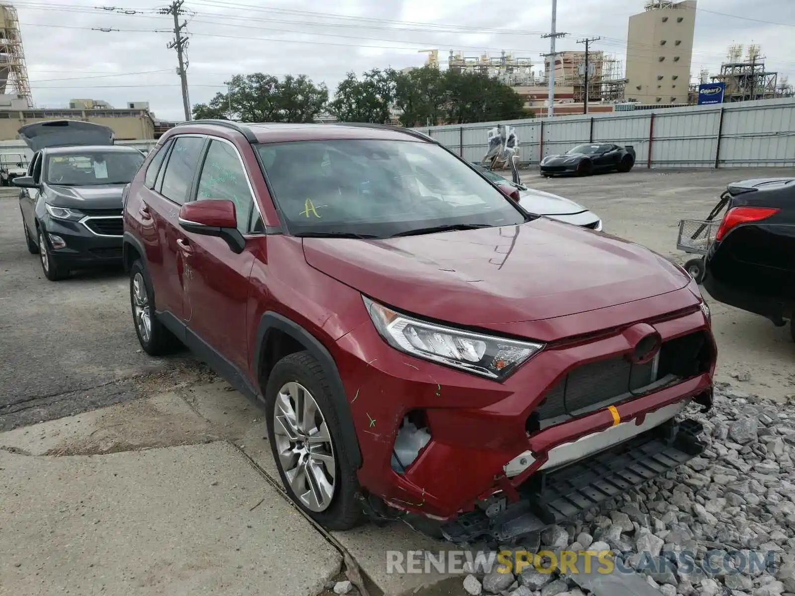 1 Photograph of a damaged car JTMC1RFV7KD016354 TOYOTA RAV4 2019