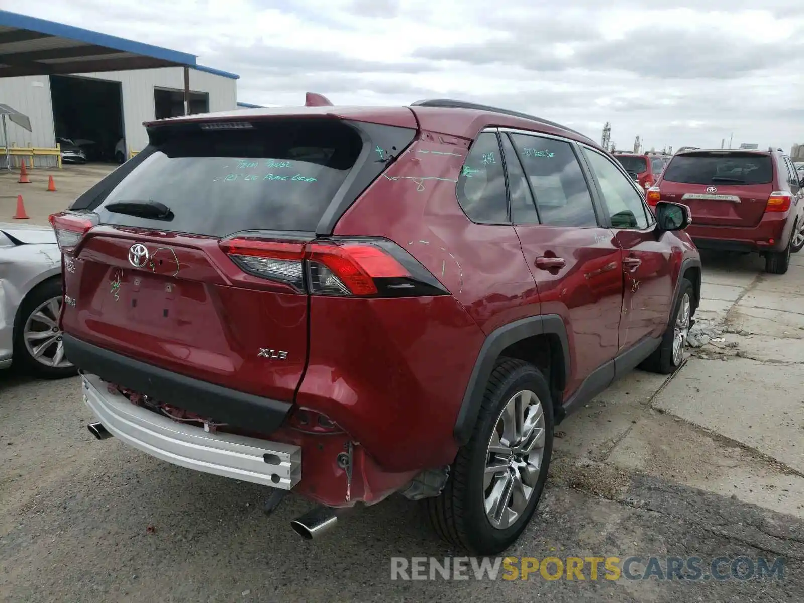 4 Photograph of a damaged car JTMC1RFV7KD016354 TOYOTA RAV4 2019