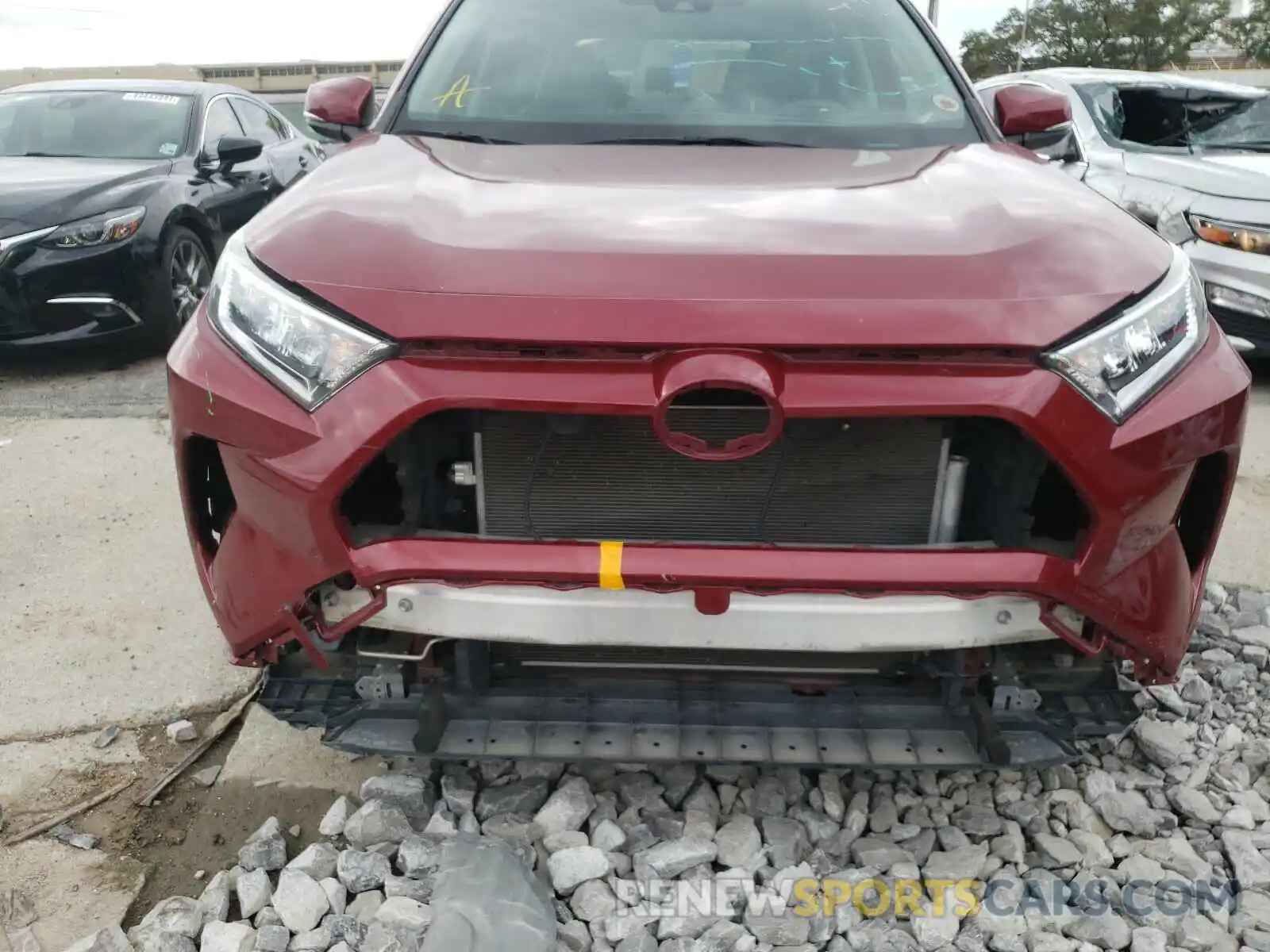 9 Photograph of a damaged car JTMC1RFV7KD016354 TOYOTA RAV4 2019